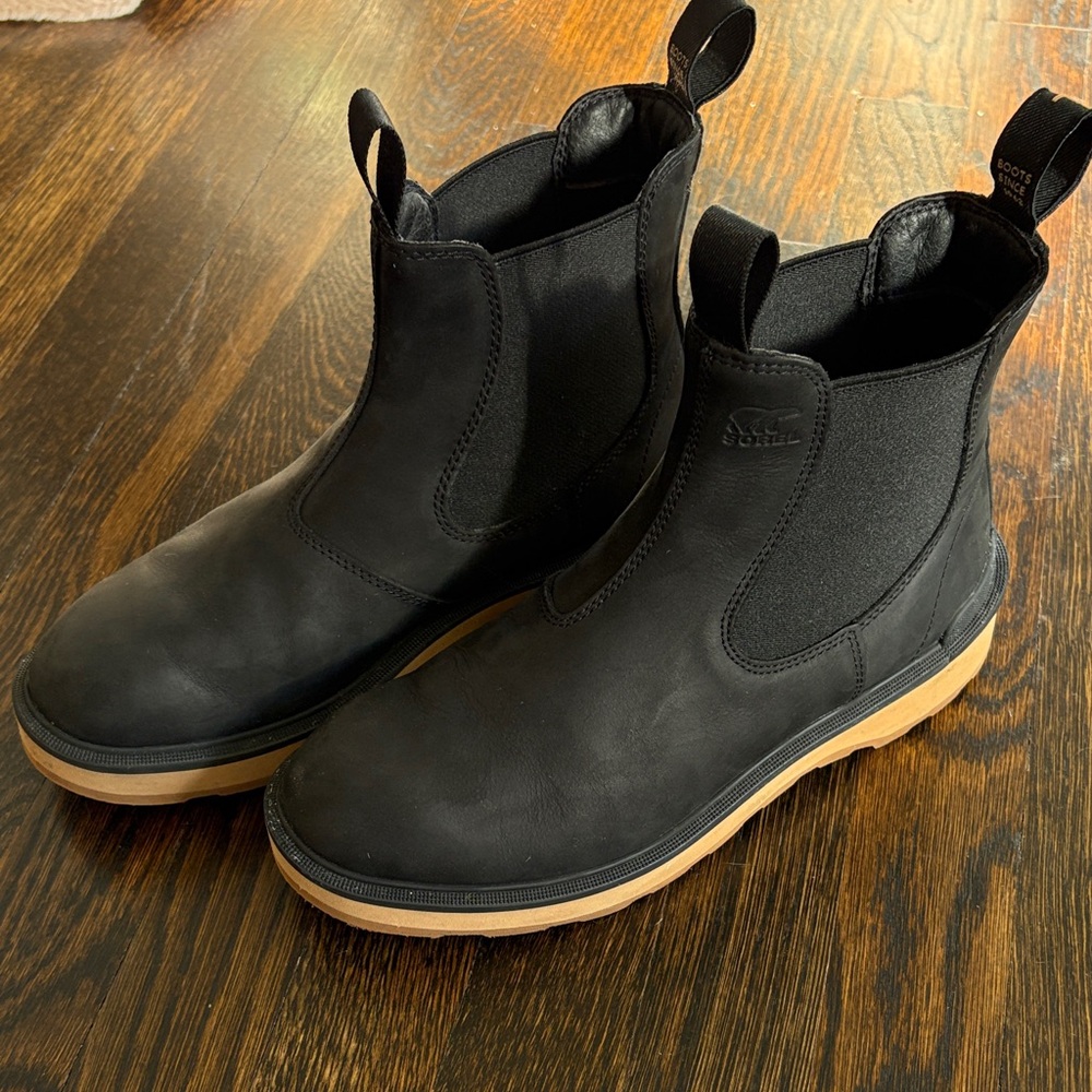 Sorel Hi-Line Chelsea Boot